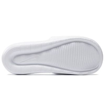 PAPUCE W NIKE VICTORI ONE SLIDE