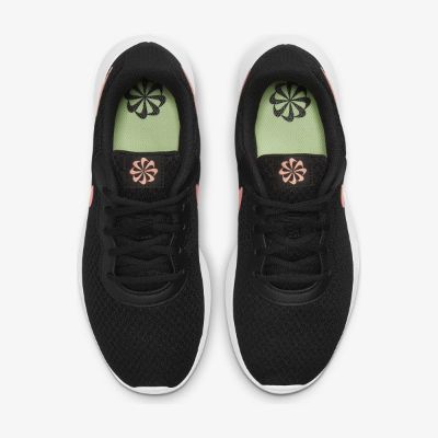 WMNS TANJUN