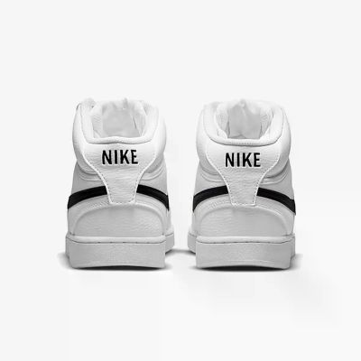 NIKE COURT V